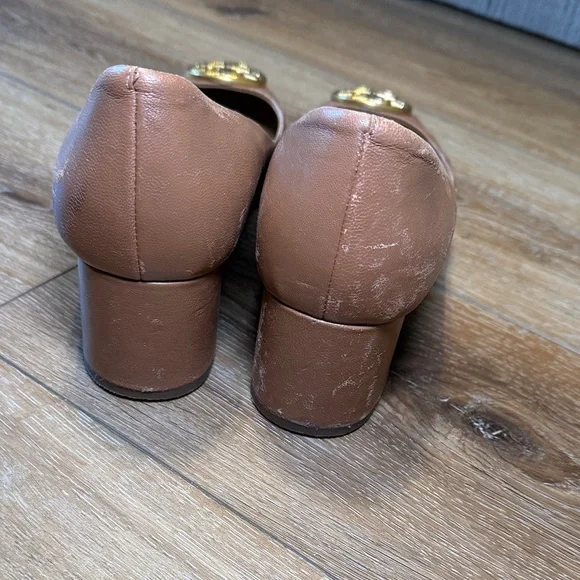 Tory Burch Brown Flats with Gold Emblem - Picture 5 of 7